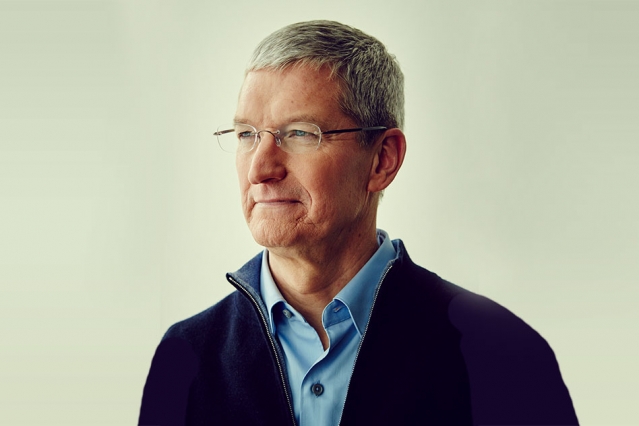 mit-commencement-tim-cook_0