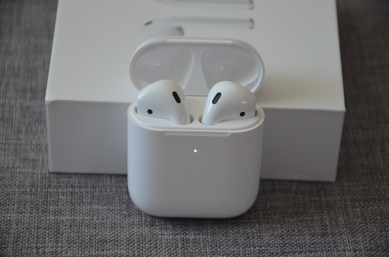 Airpods air 2. Air pods 2. Air pods 2.2. Apple AIRPODS 2. Apple AIRPODS 2.1.